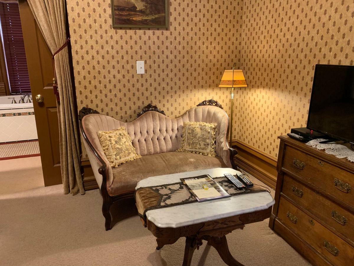 Edgar Olin House (Adults Only) Bed and Breakfast Pueblo Værelse billede